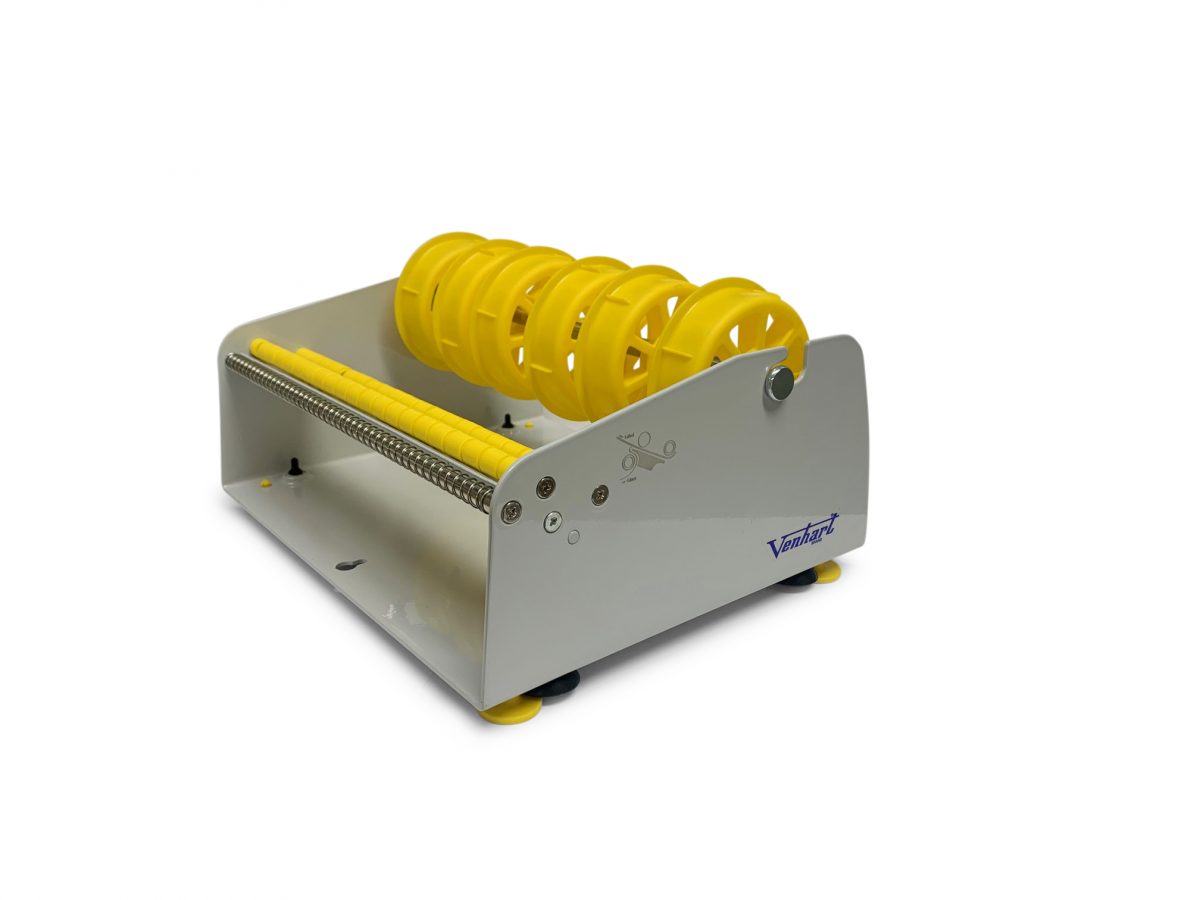 Self adhesive label dispenser wall mount VH13105